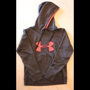 Under Armor sweatshirt